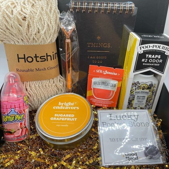 NWT Wool + Pepper Co. Luxury PR Box - Happy Day - Picture 2 of 3